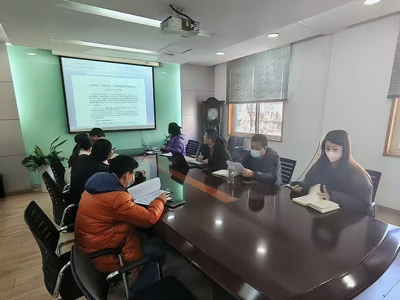 “五年奮進路，城市煥新顏”宏嘉公司研討城市更新五年發(fā)展方案